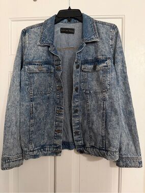 JW Signature Premium Denim Light Acid-Wash Blue Jean Jacket